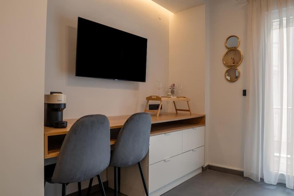 Thessalonian Suite I - 2 Steps From White Tower เทสซาโลนิกิ ภายนอก รูปภาพ
